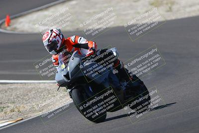 media/Sep-21-2025-TrackDaz (Sun) [[277c75b276]]/C Group/1140pm (Turn 3)/